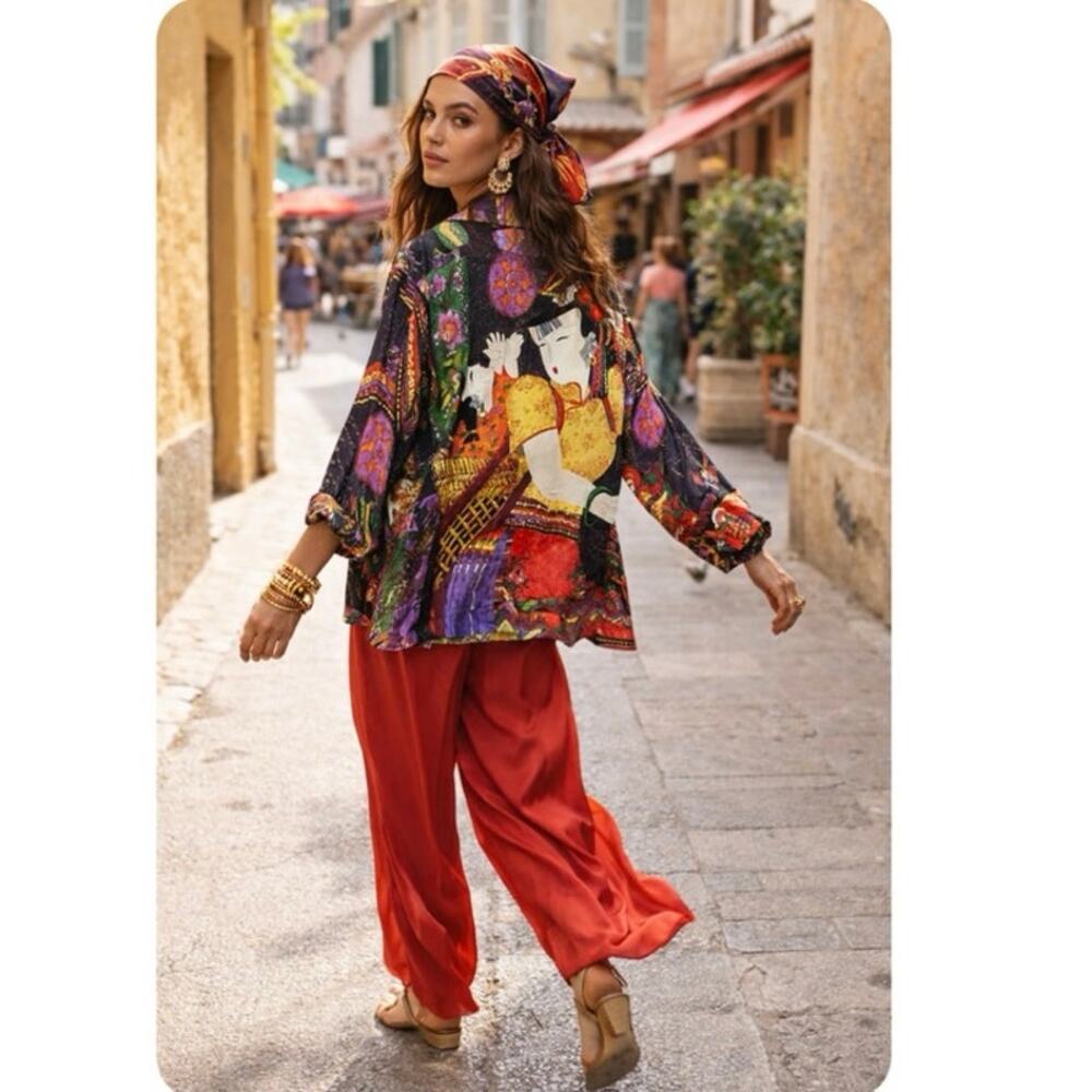 Chico’s Vintage 100% Silk Art Print Patchwork Blouse Small - Picture 4 of 9